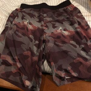 Men’s lululemon shorts medium